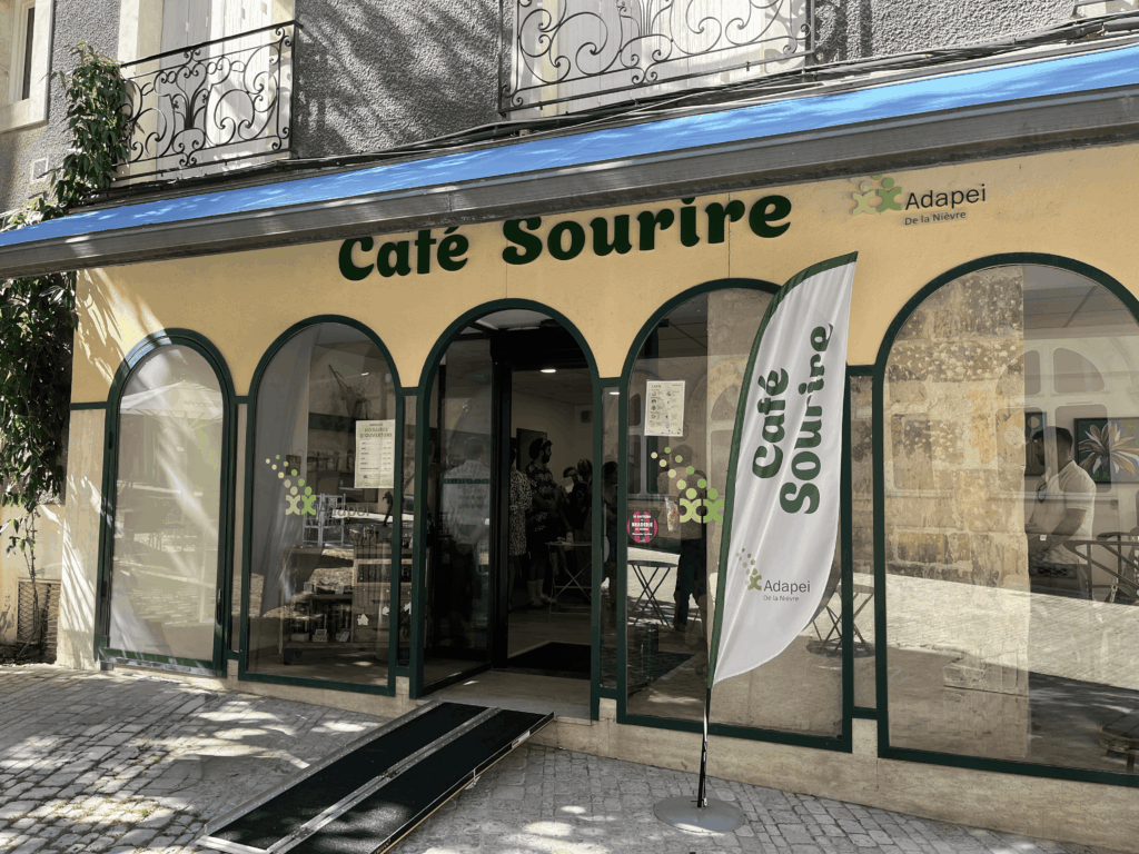 Devanture Café Sourire compresser
